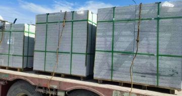 广州 芝麻白花岗岩地铺石装车日常