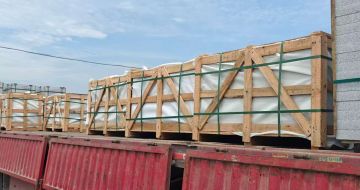 广州 芝麻白花岗岩地铺石出口专车-泰国游