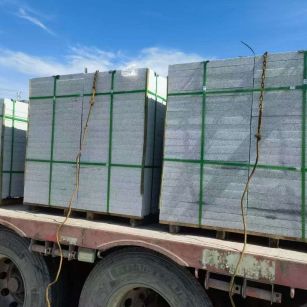 广州 芝麻白花岗岩地铺石装车日常