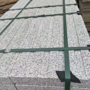 广州 白麻花岗岩直行盲道石，盲条，地铺石