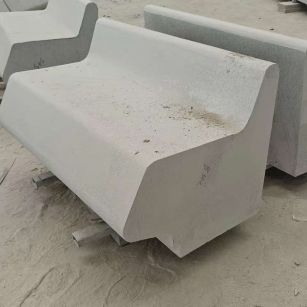 广州 芝麻白花岗岩异形坐凳，石凳