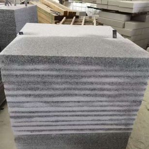 广州 芝麻白5公分火烧地铺成品，900*400，规格可定制