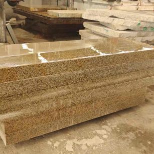 广州 黄金麻栏杆料半成品加工中