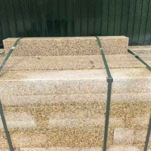 广州 黄金麻花岗岩石材机切面栏杆料半成品