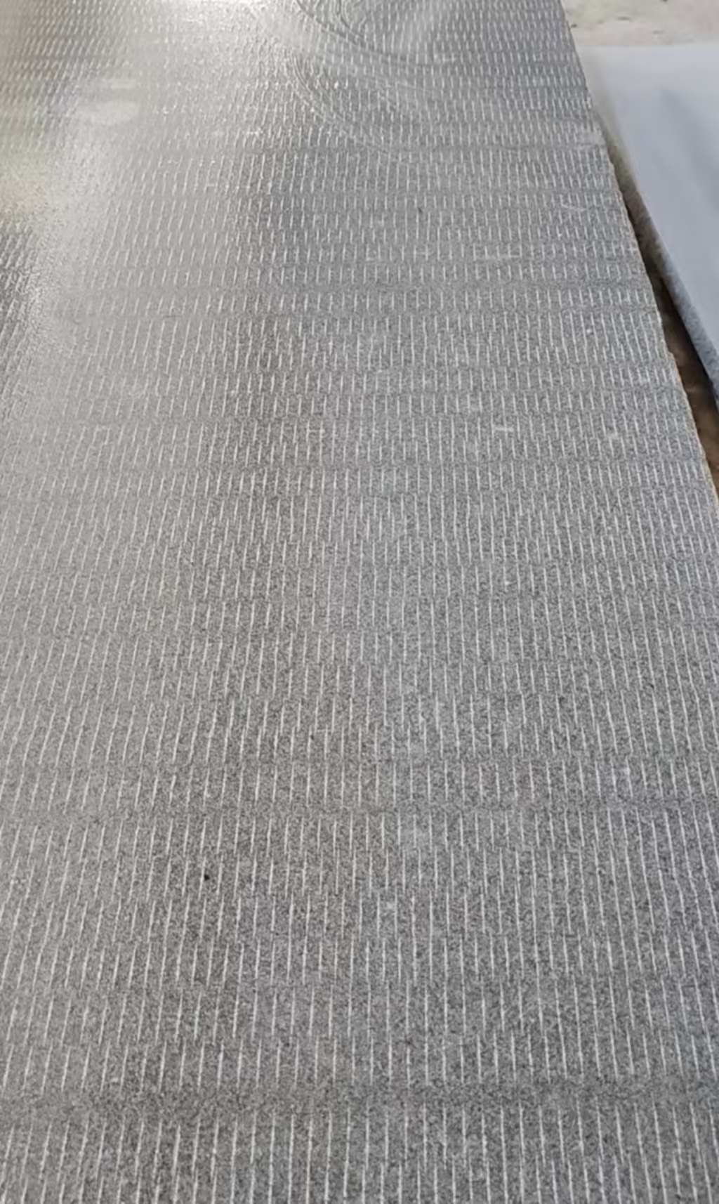 广州 芝麻灰花岗岩斧剁面，刀斩面