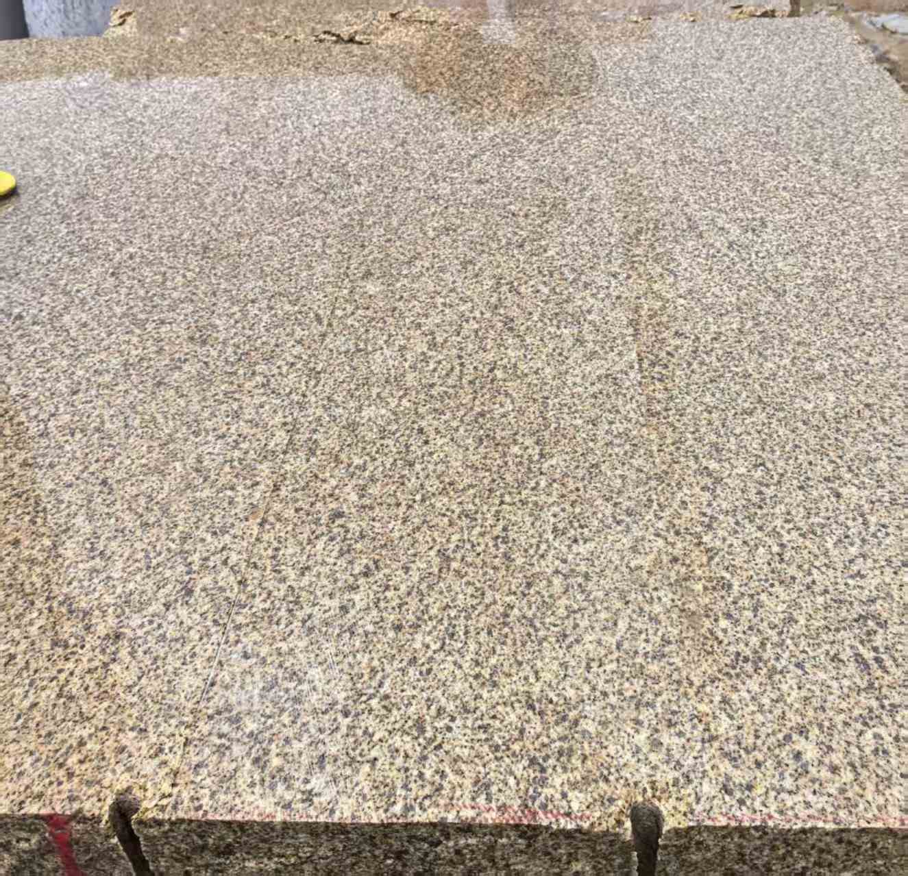 广州 黄金麻花岗岩石材方料