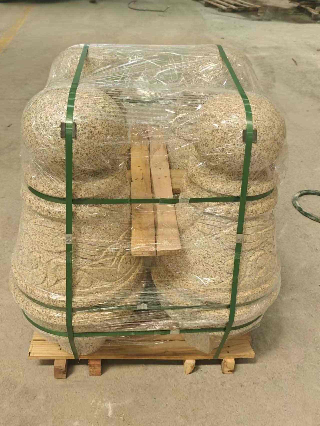 广州 黄金麻异形定制雕花——棒棒糖挡车柱