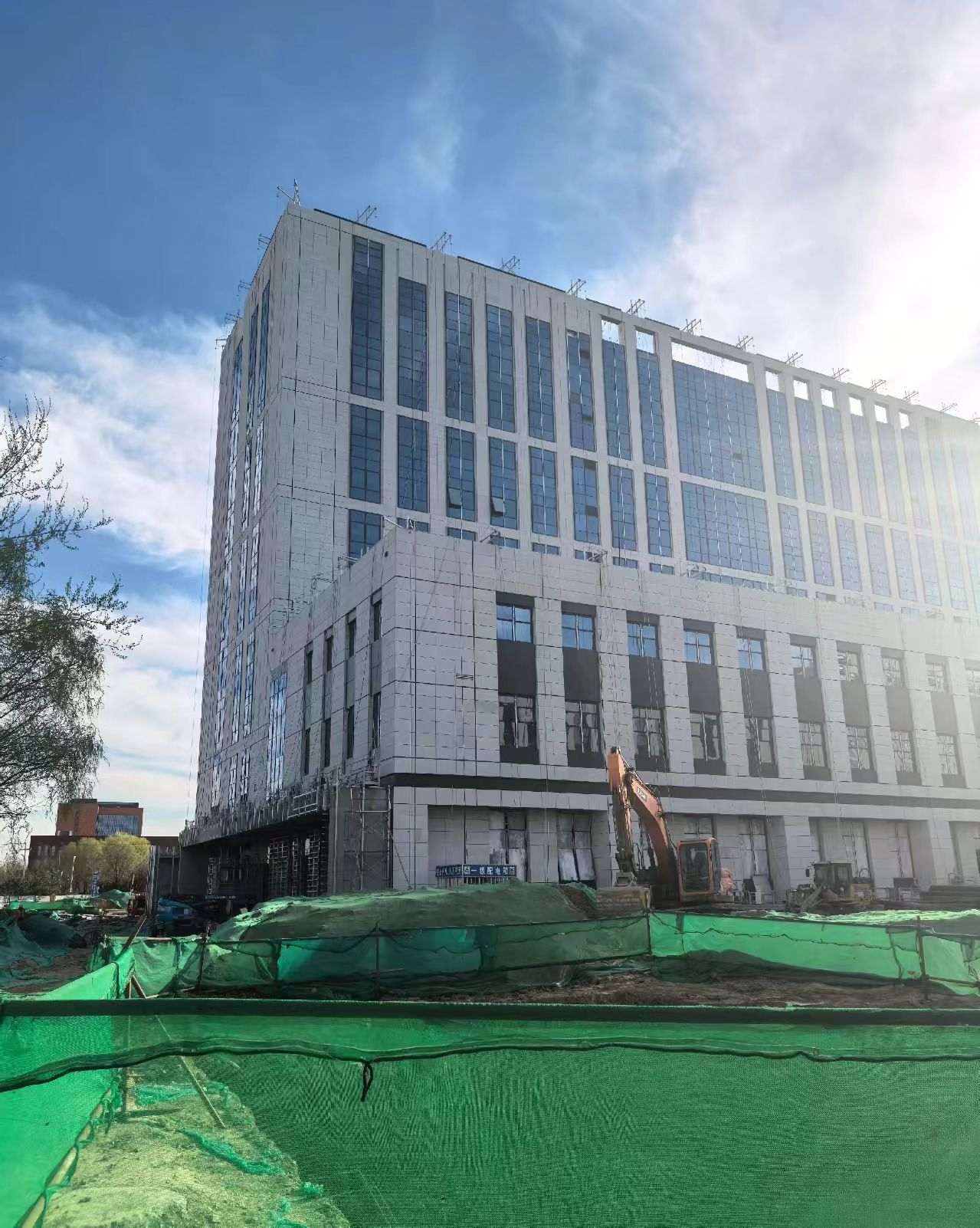 广州 白麻花岗岩石材外墙干挂