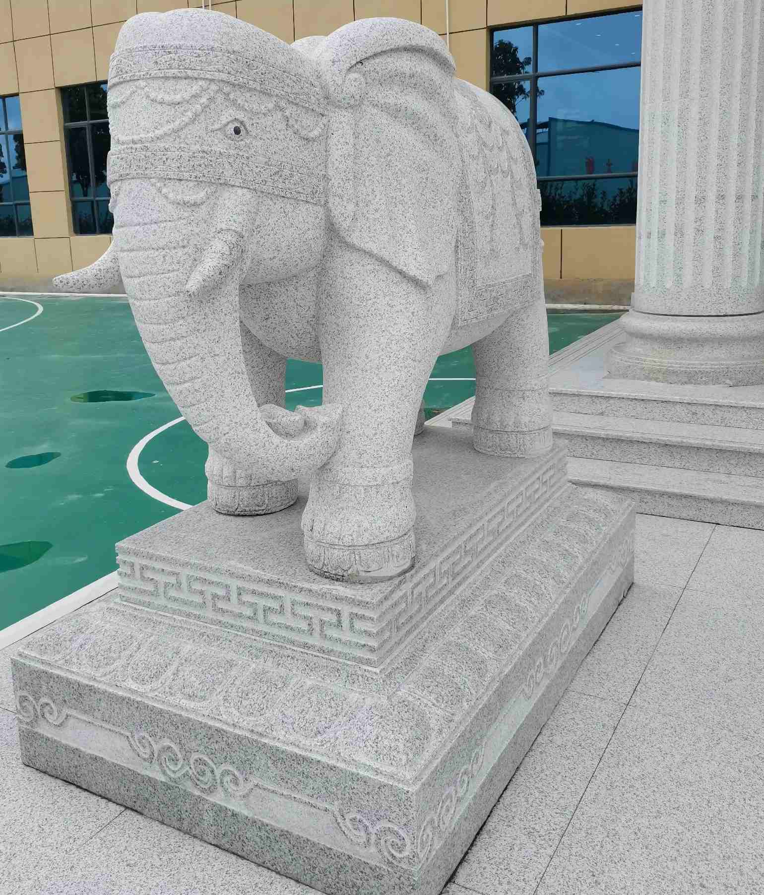 广州 白麻花岗岩动物异形石雕-大象