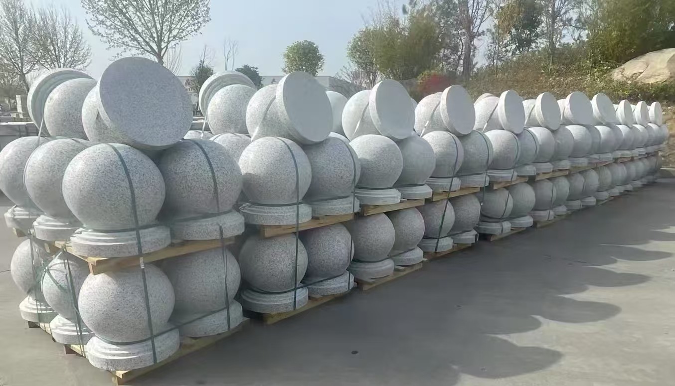 广州 白麻花岗岩石材圆球，石球，挡车球，隔离球，景观石球，风水球等