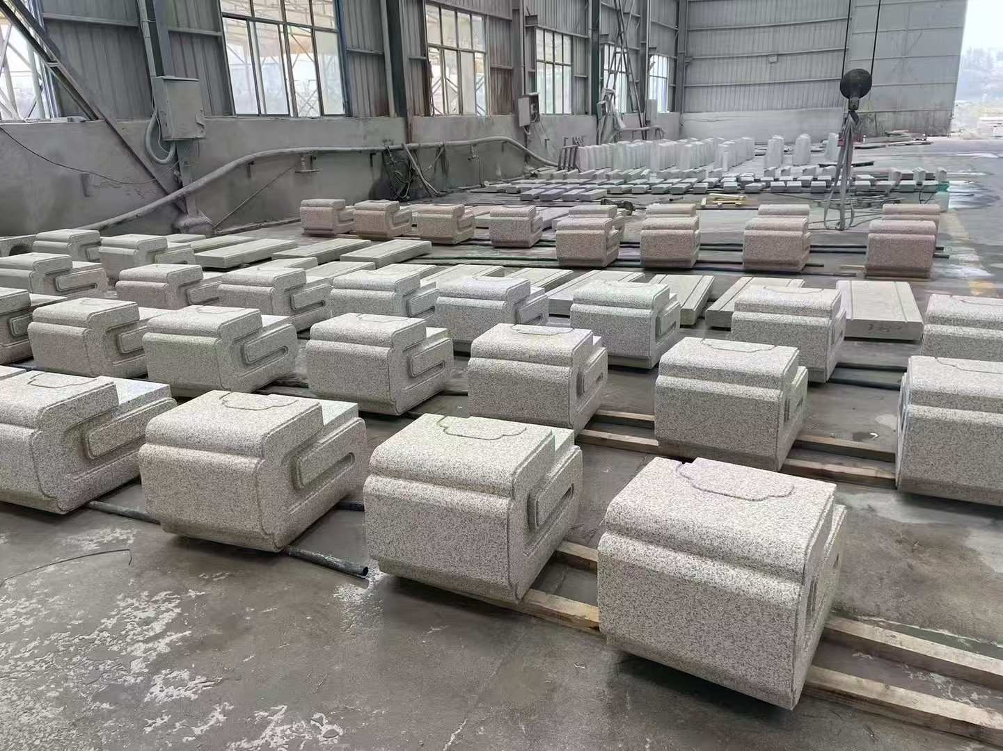 广州 白麻花岗岩异形加工-石凳，坐凳